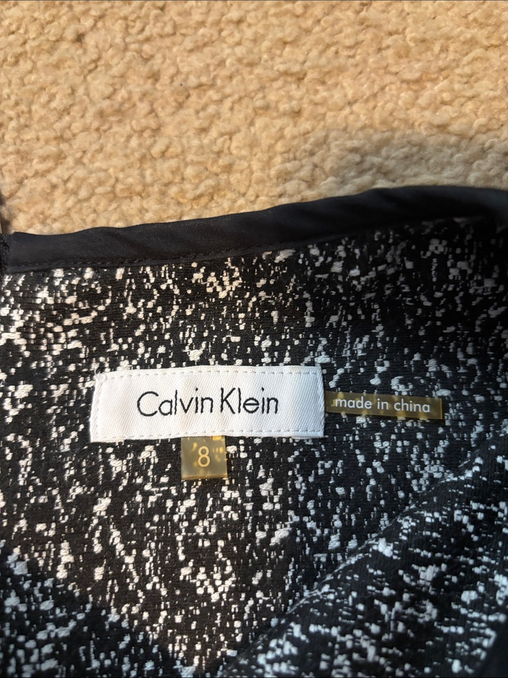 Calvin Klein Sleeveless Black and White Tweed Sheath Dress Size 8 - Picture 4 of 6